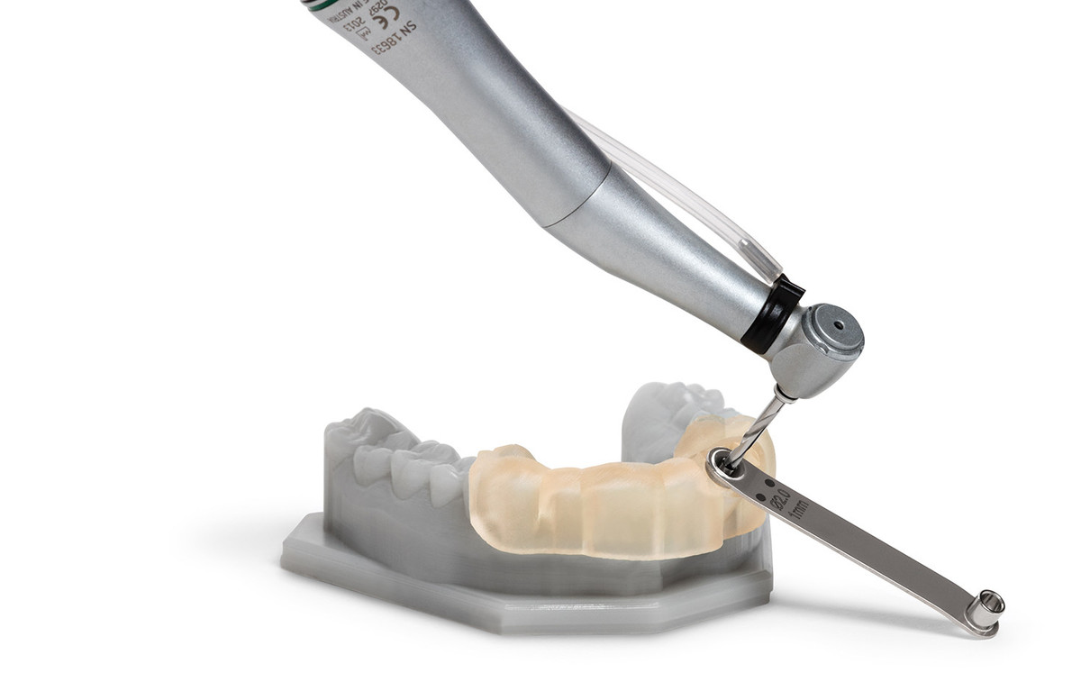 Kirurske-sablone_1/Dental-SG-drill-detail