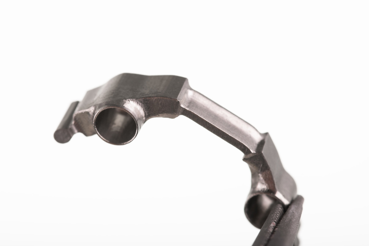 gredi-na-implantatih/Titanium_Bar_3